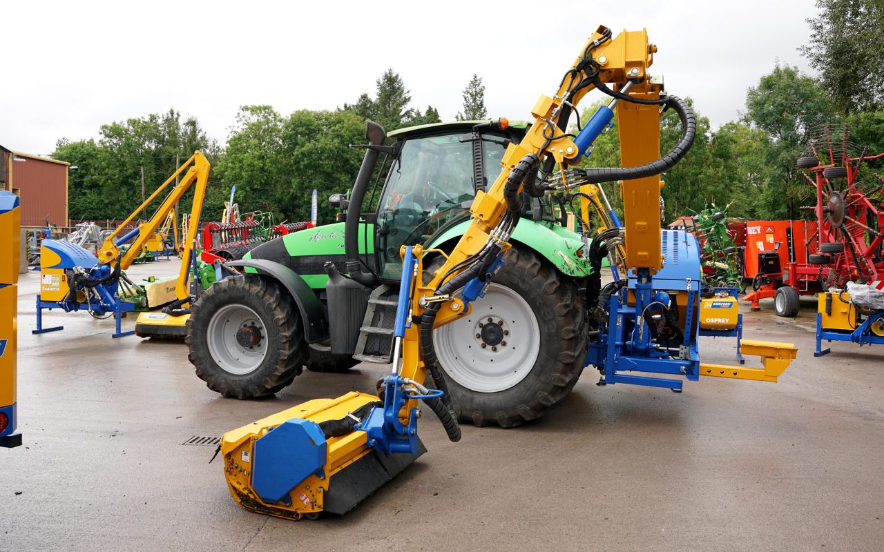 Machinery Focus: Buying a Bomford hedge-cutter