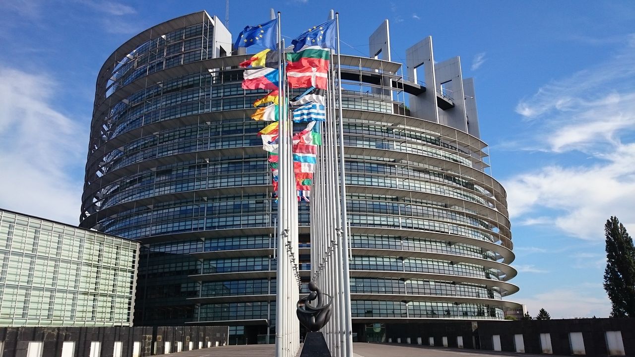 European Parliament votes to adopt new climate law