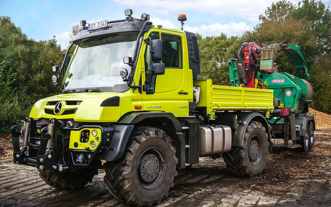Extra muscle for the Unimog