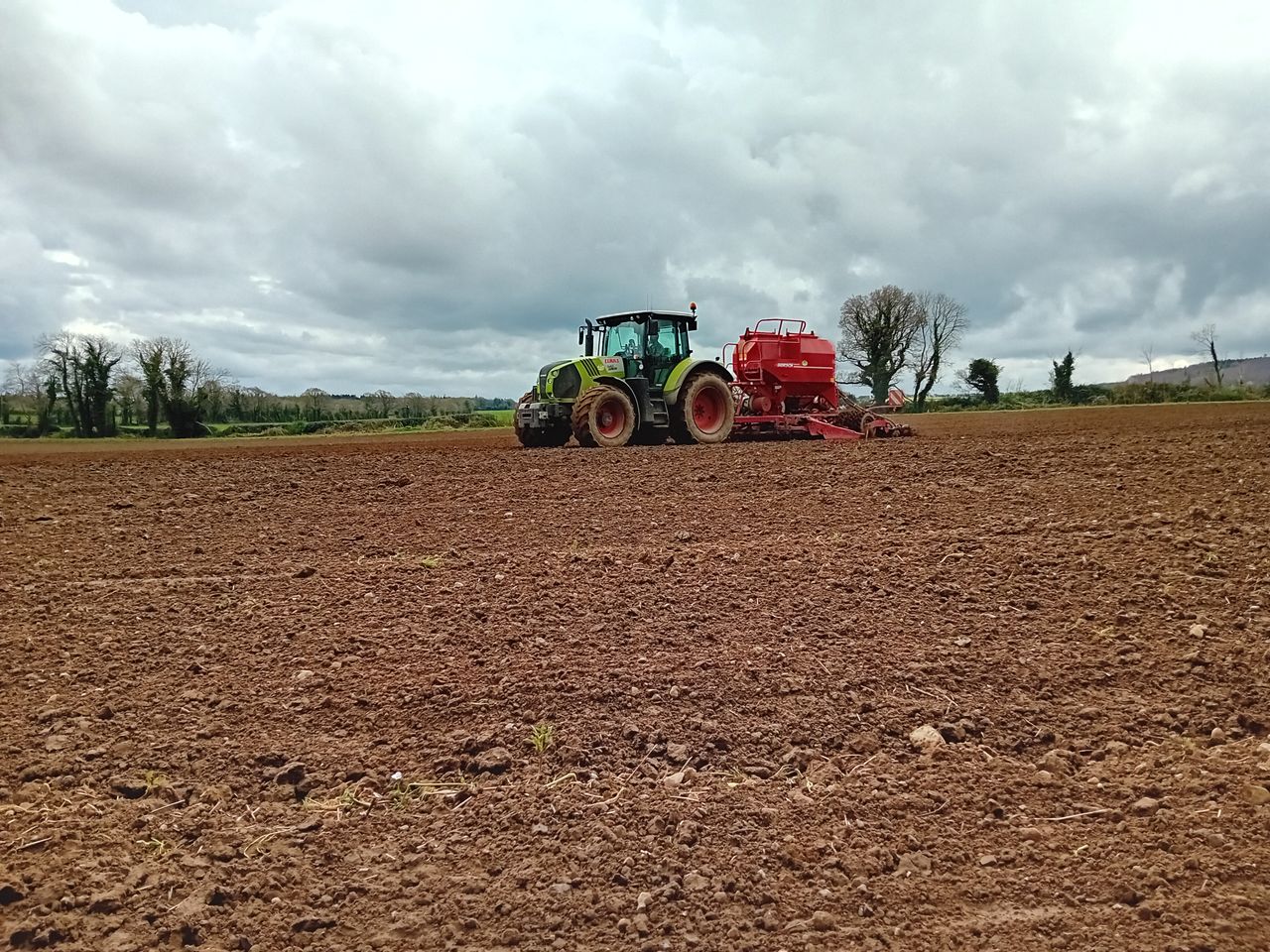 'Now or never' for Laois farmer attempting to sow barley