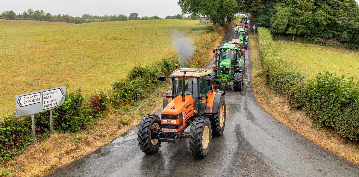 Video: Agri contractors hit the road...in the long-awaited rain