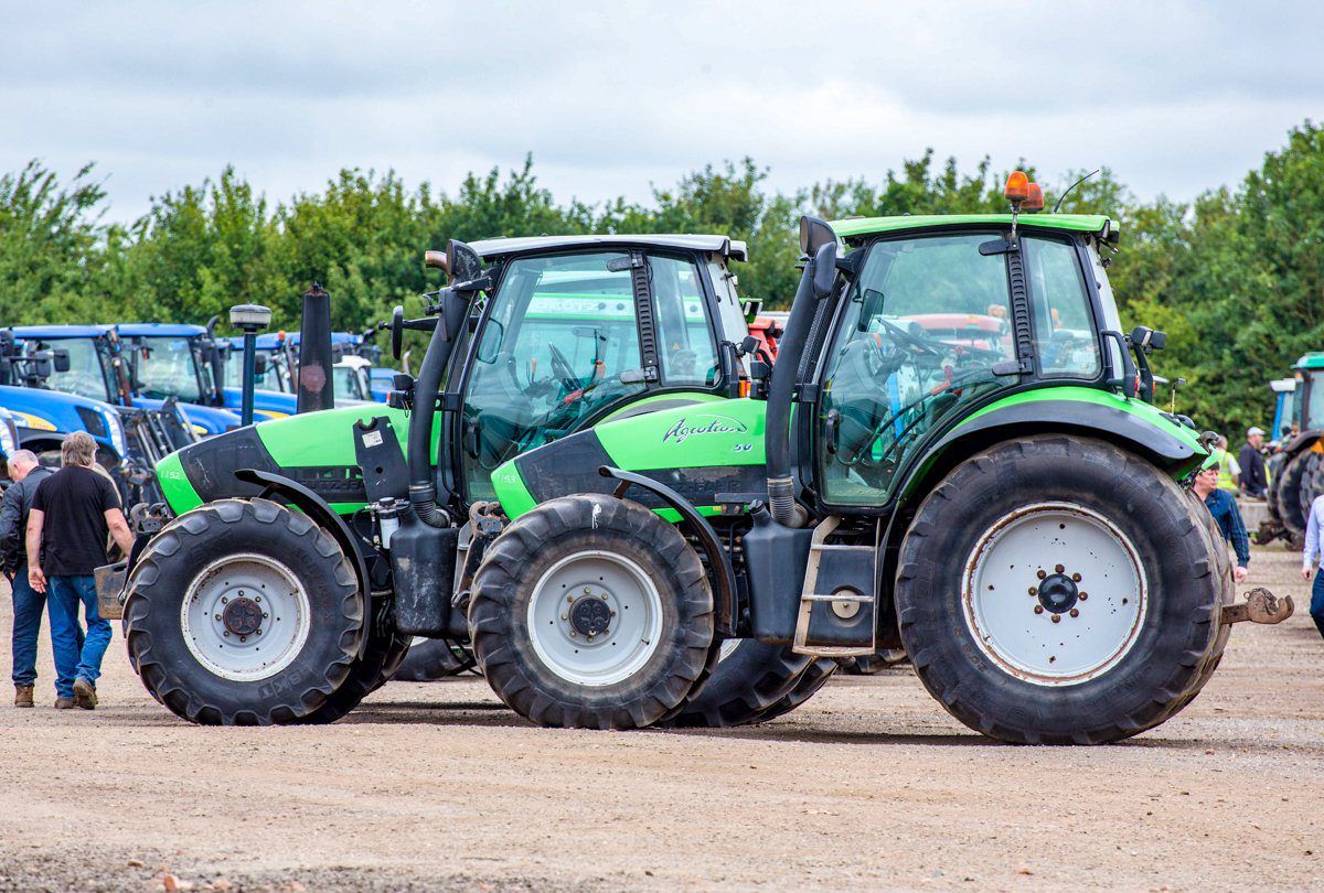 Auctioneer at massive monthly machinery sale 'moves up'