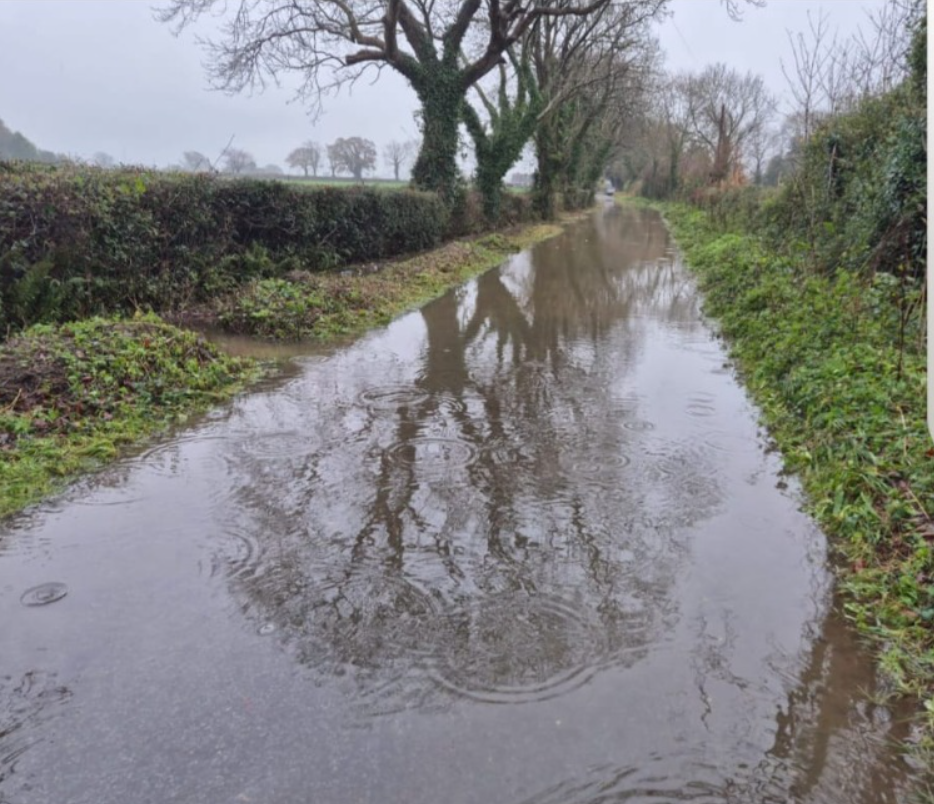 Warning of further possible flooding in Leinster and Munster