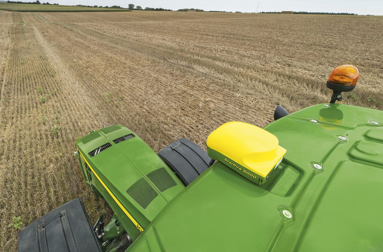 John Deere to set 'new standards' in precision farming