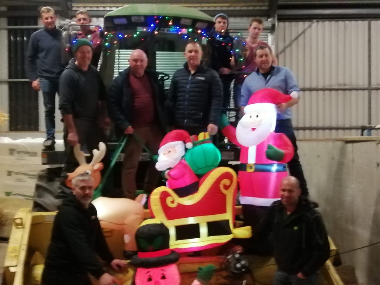Trim light parade gives back to local community this Christmas