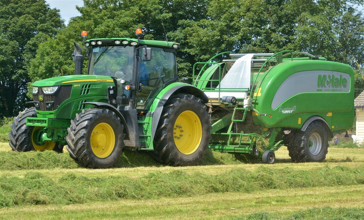 Latest figures: How are new tractor sales faring?