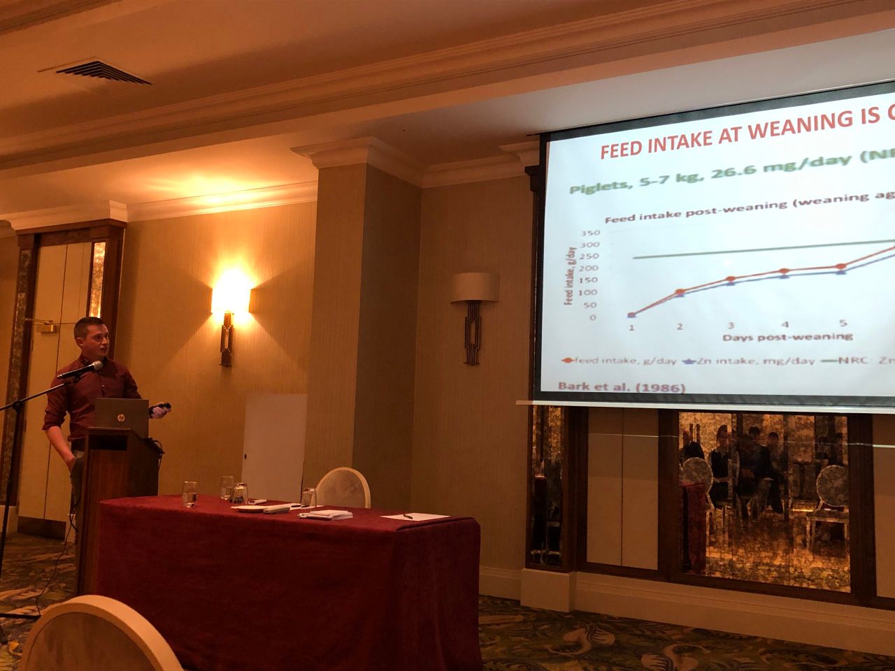 Changes to zinc use in pig feed discussed at seminars