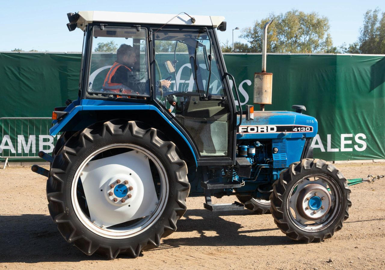 Auction report: Ford / New Holland highlights from big October sale