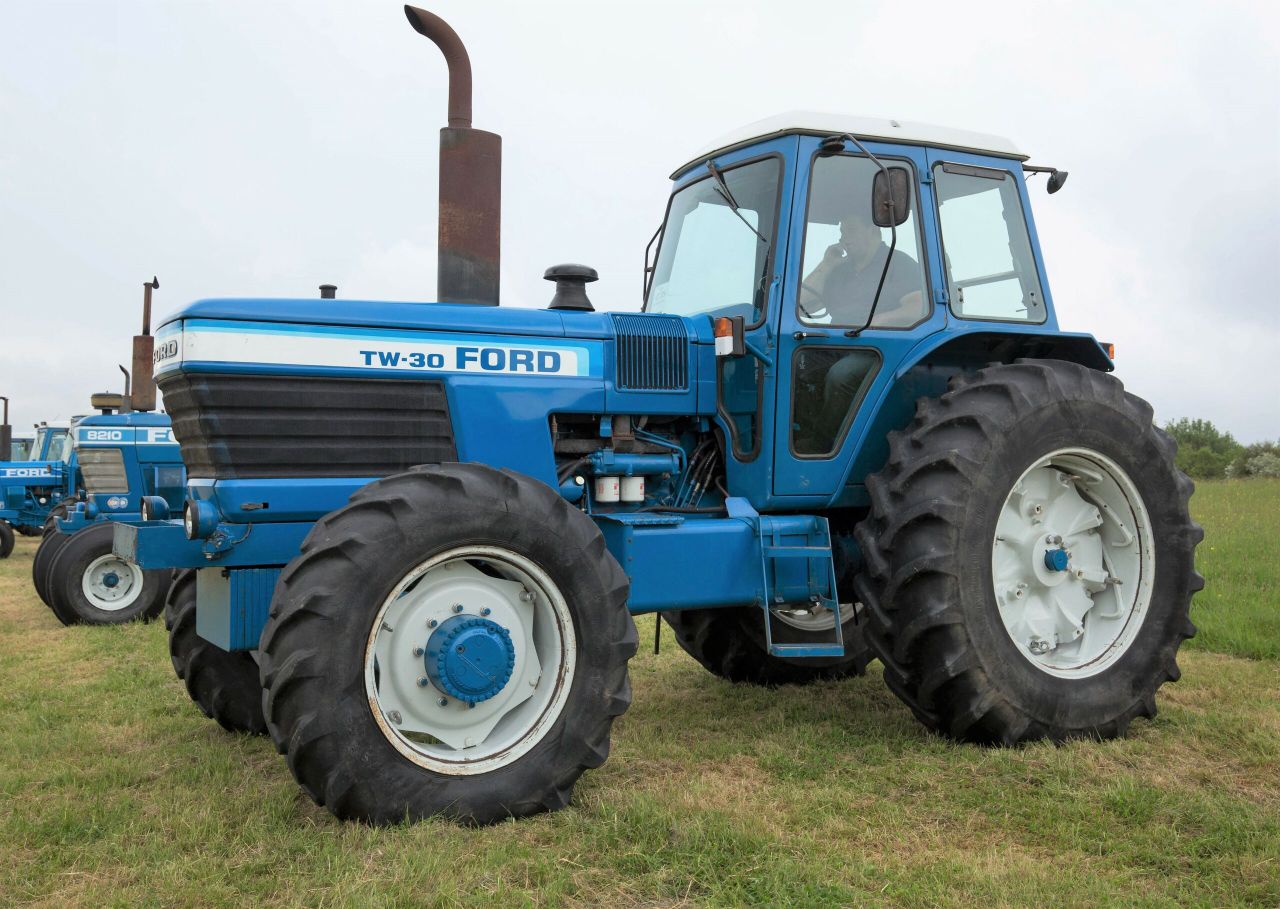 How much did this big-boned Ford TW-30 sell for?
