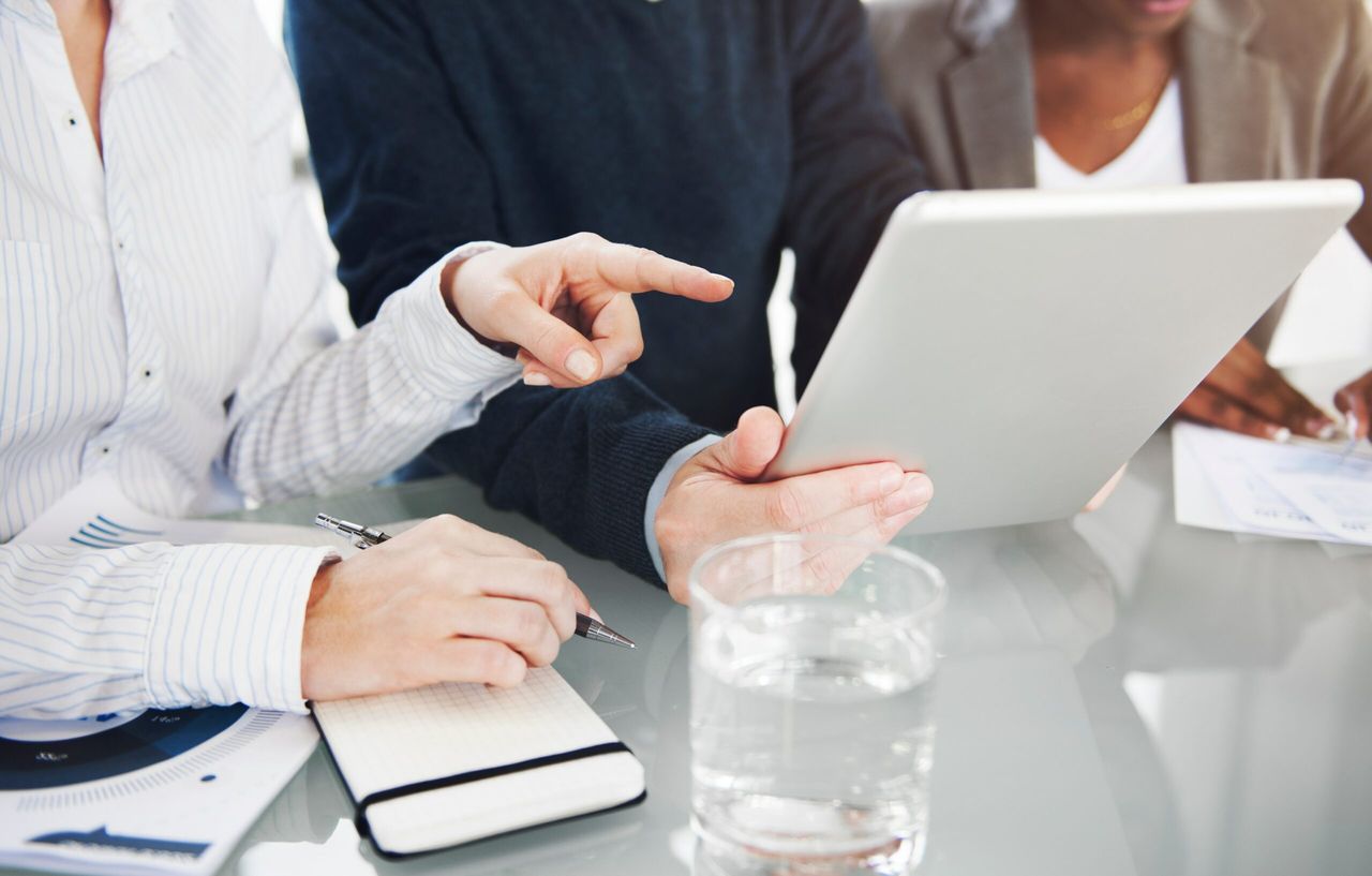 Rural areas 'poorly engaged with digital technology'
