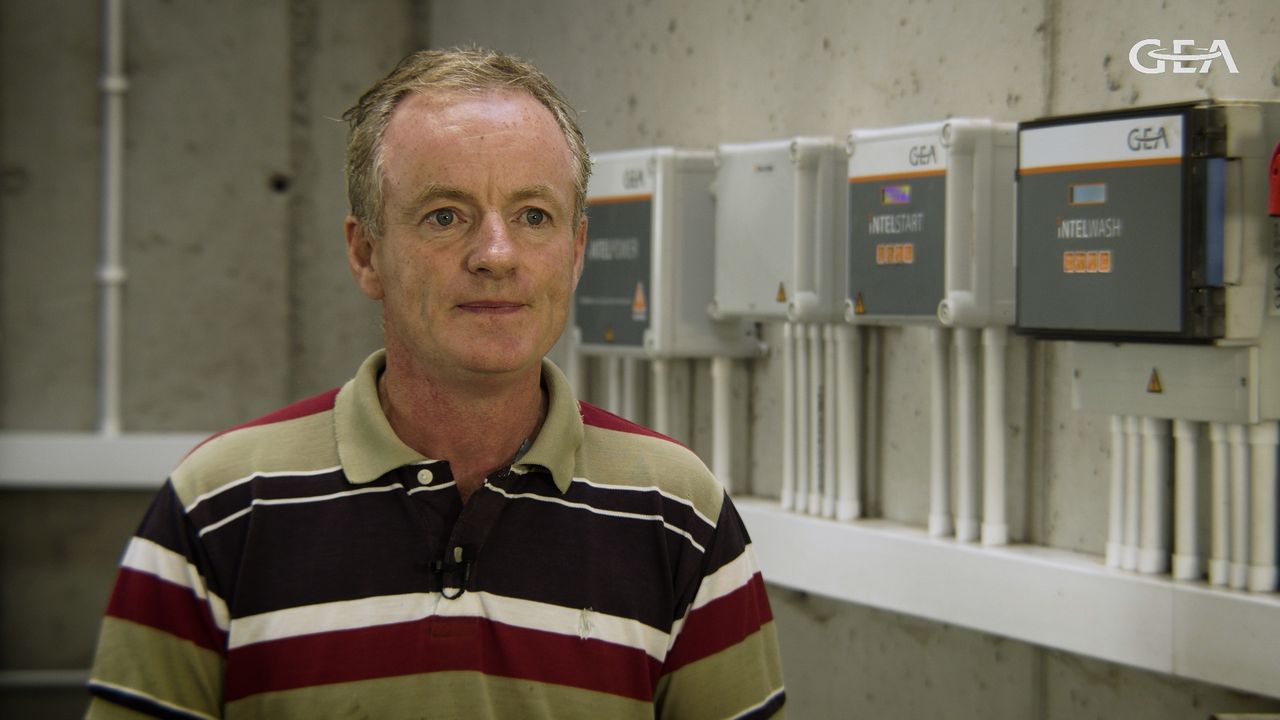 Cork Dairy farmer, Patrick O’Callaghan’s, experience with GEA’s rotary parlour