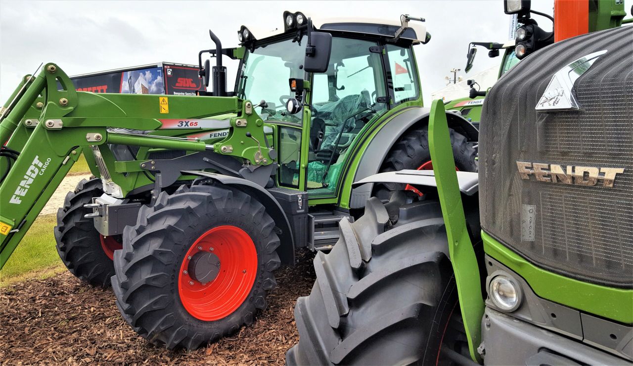 Tractor manufacturers refuse to 'go Dutch' on software