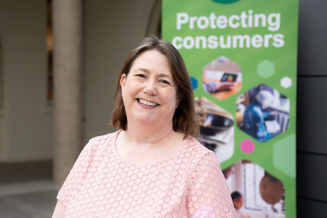 Struggling small businesses in NI urged to seek help on energy bills