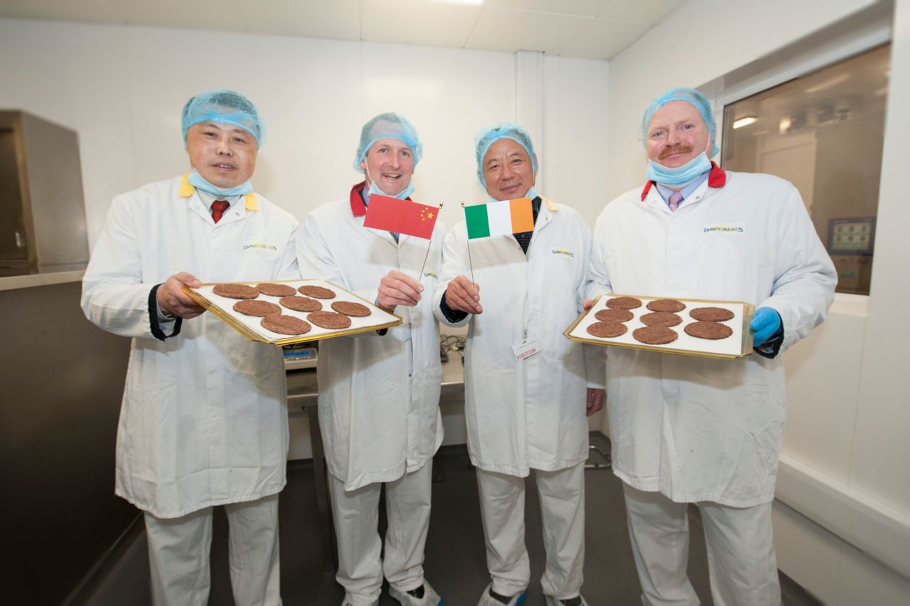 Chinese delegation visit Dawn Meats plant as part of Marketplace 2015