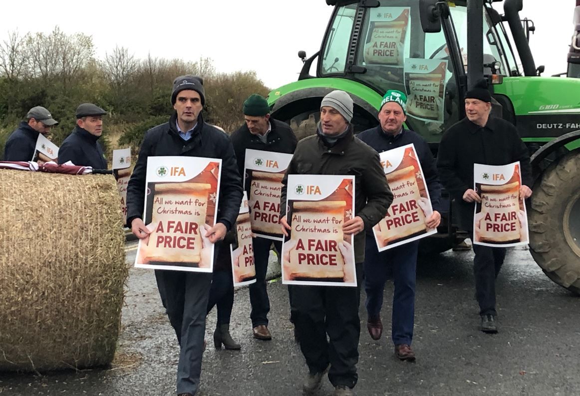 Retailers 'hiding behind factories' - Woods