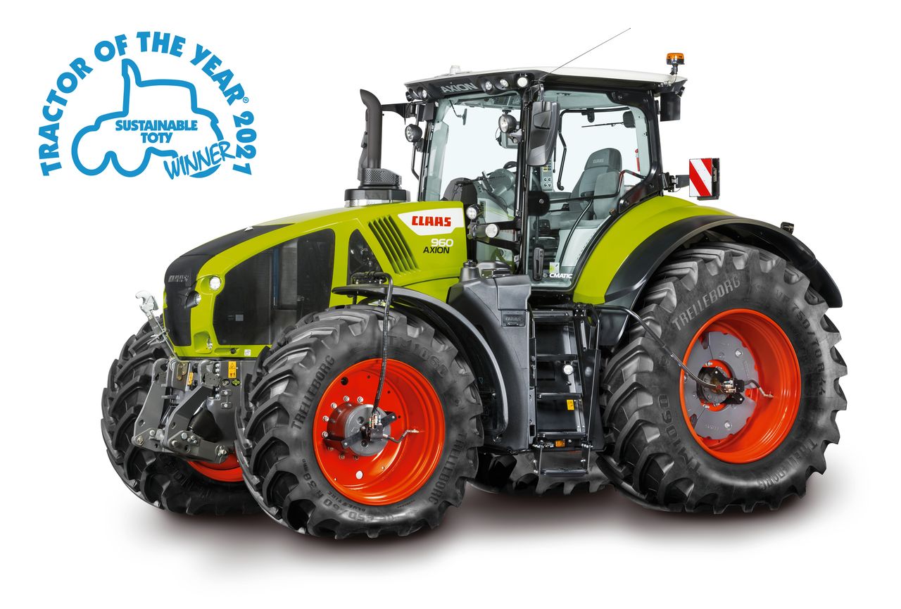 Different 'Claas': Axion 960 CEMOS wins 'Sustainable Tractor of the Year'