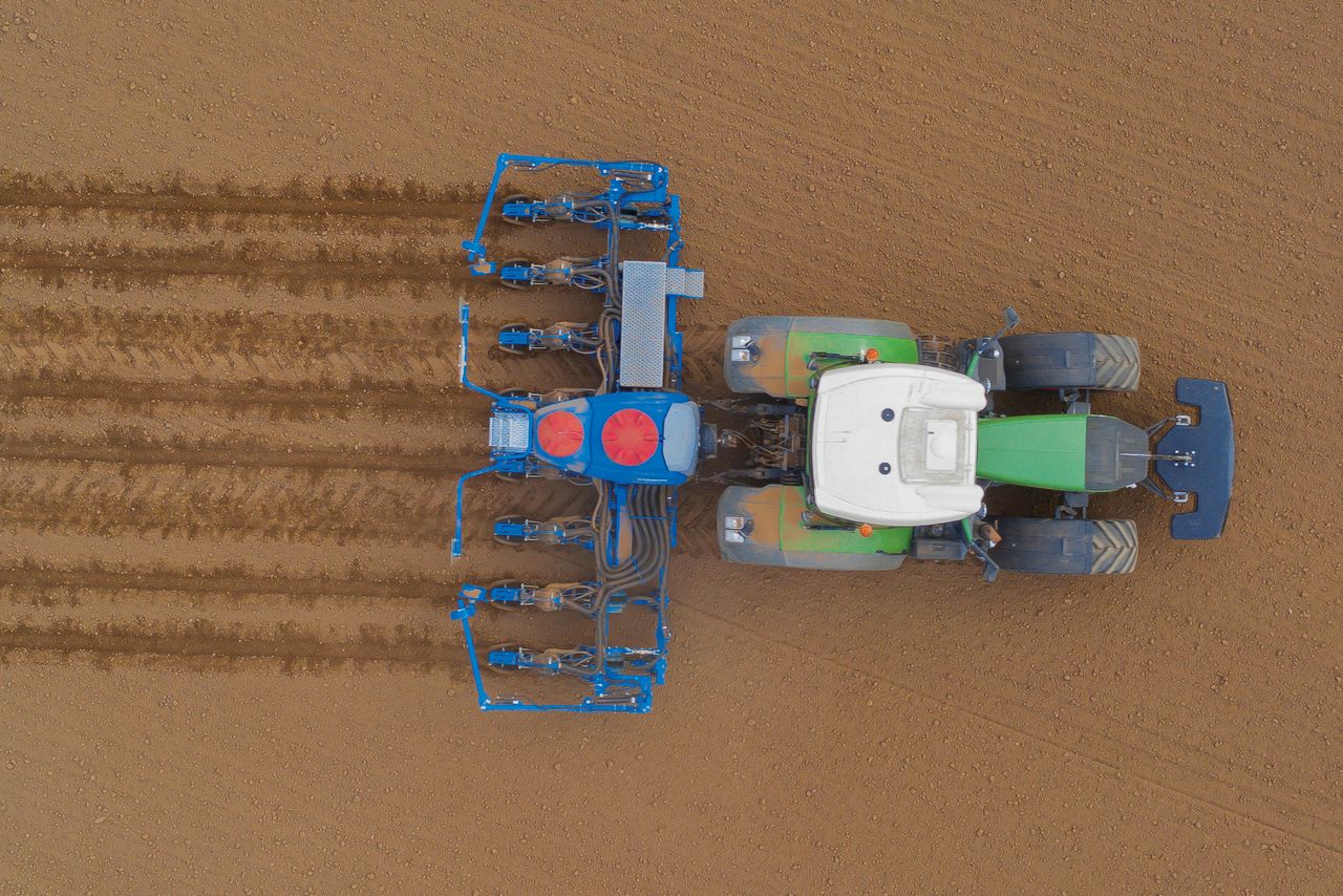 Lemken dwells on the details with Azurit 10 seed drill