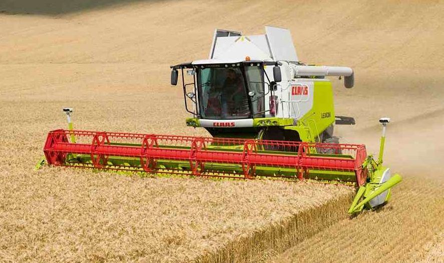 New models and driver assistance aids for 2014 Claas combines