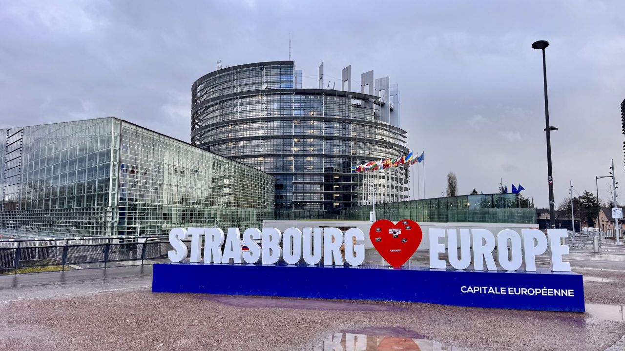 MEPs approve new rules on unfair trading practices for farmers