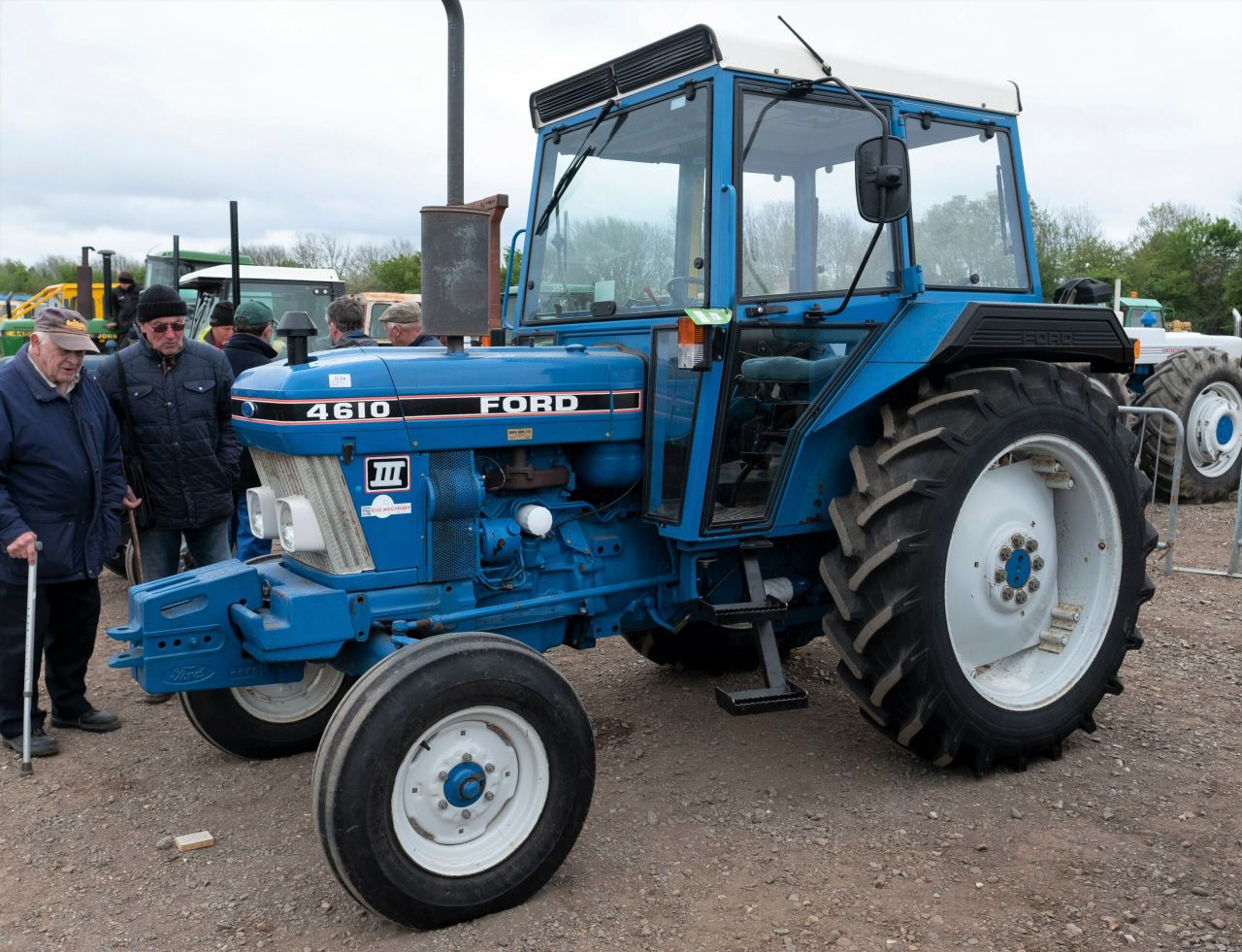 Auction report: £16,000 for a Ford 4610 with less than 1,000 hours