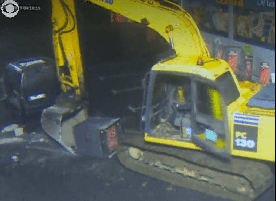 Video emerges of bandits stealing Ulster ATM