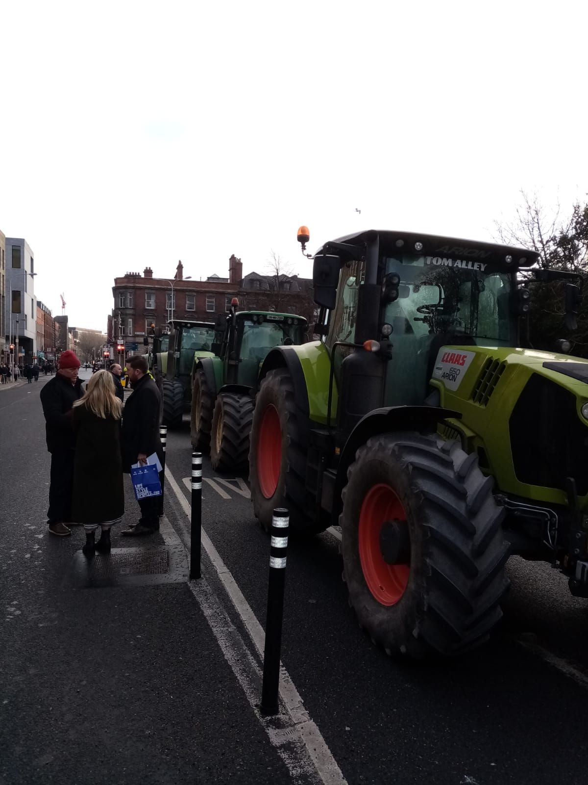 Pics: Tractor protest takes to Dublin as demonstrators call for beef price boost
