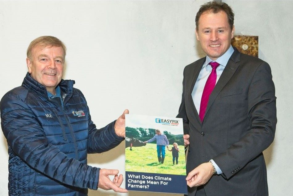 Minister attends launch of information booklet on climate change