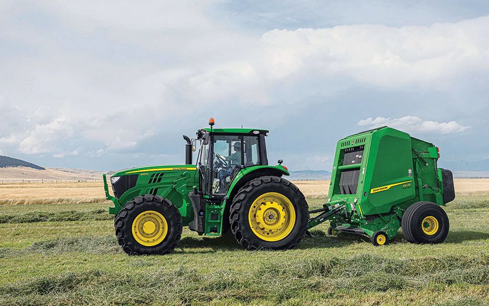 New John Deere balers boast auto-weave feature