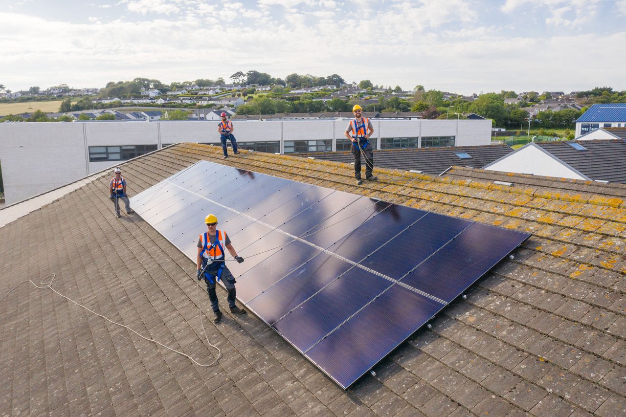 New project to see schools fitted with rooftop solar panels