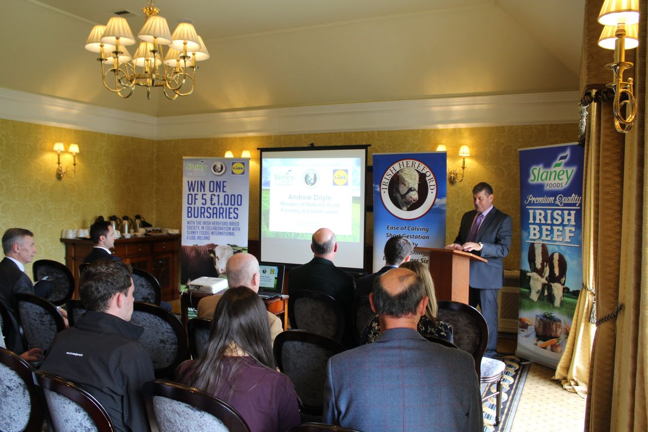 Hope to study agriculture in September? This €1,000 bursary could help!