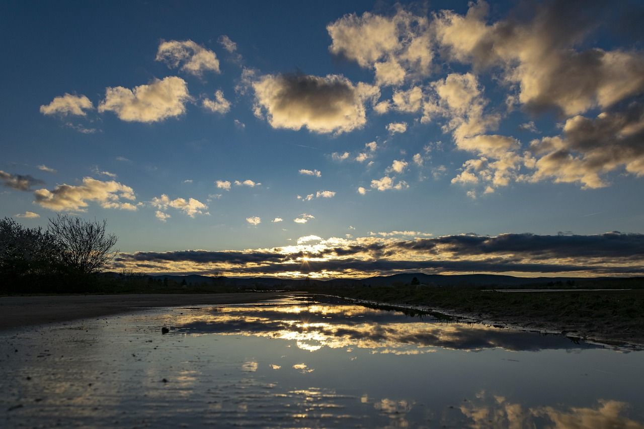 Public urged to be alert for flooding in coming days