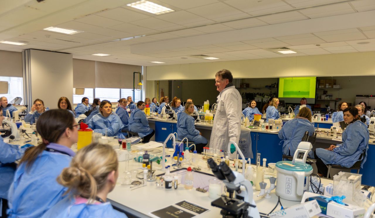 TUS Athlone celebrates 20 years of veterinary nursing