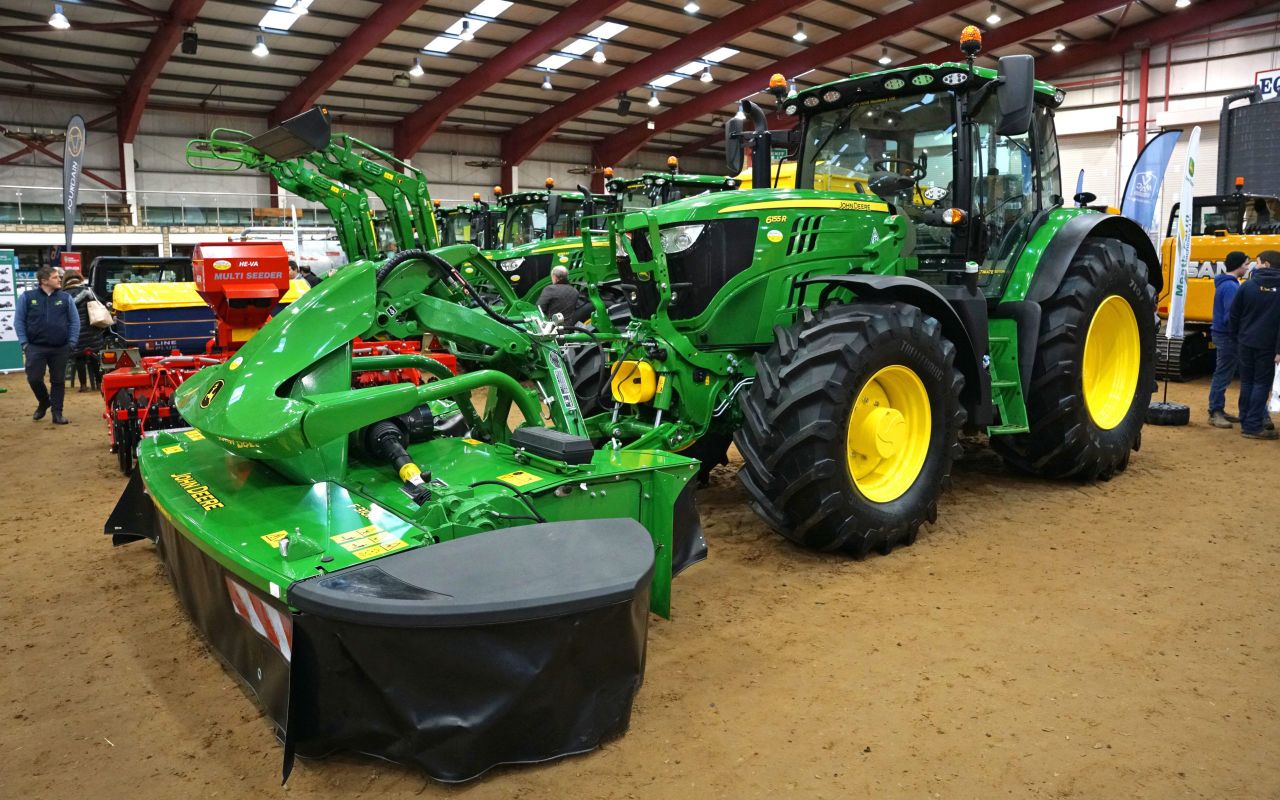 Spring and optimism come to Cavan machinery show