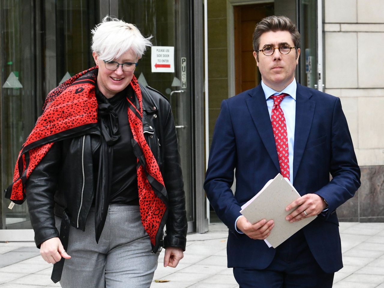 Former department vet wins tribunal over 'deleted' livestock movements