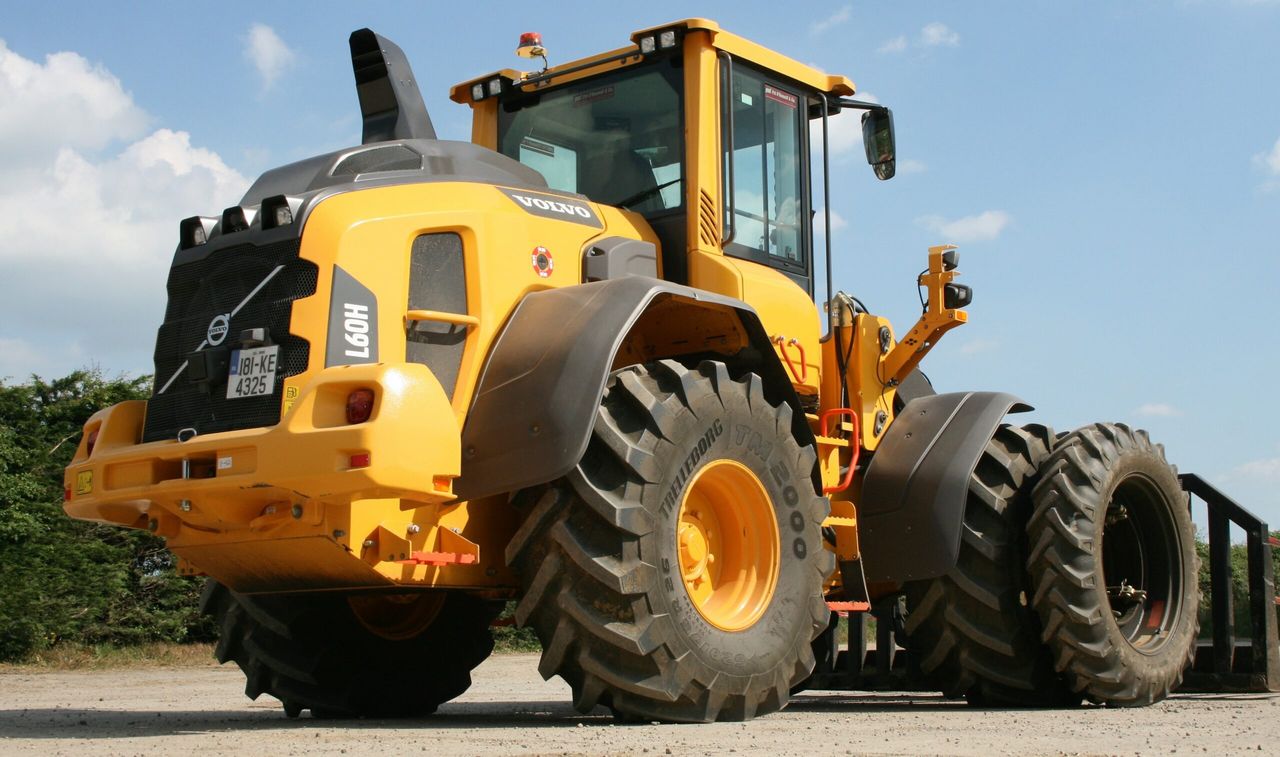Video: Choosing a Volvo over a JCB in Co. Kildare