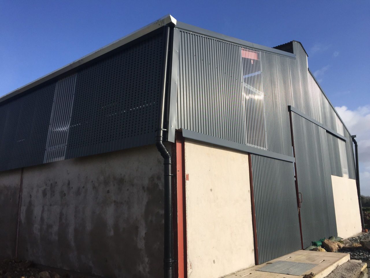 Buildings focus: Inside a €80,000 calf shed in Co. Monaghan