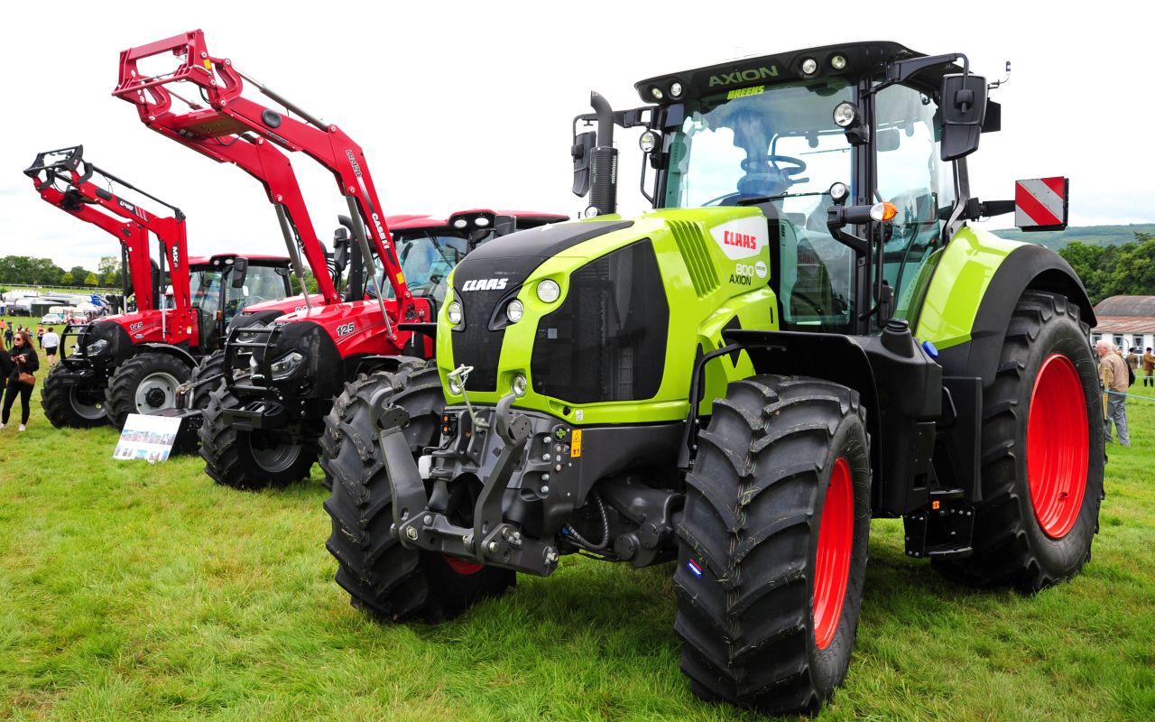 Registration figures show decline in tractor sales from 2021 high