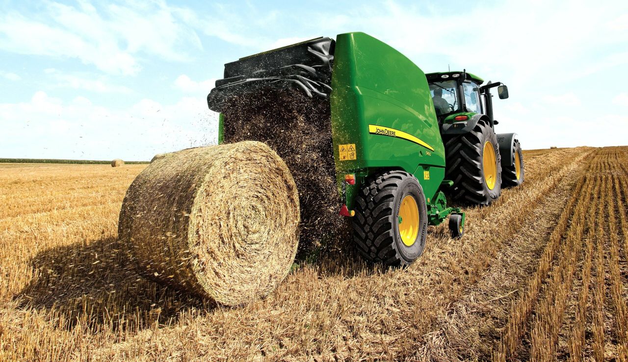 How many round bales can you make in an hour?