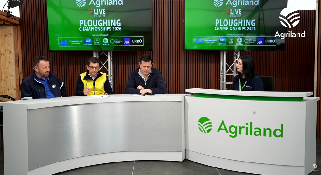 (L-R) Padraig Fleming, Gas Networks Ireland; Dan Catanase, ESB Networks, and Sean Finan, IrBEA, with Agriland's Aisling O'Brien discussing powering farms