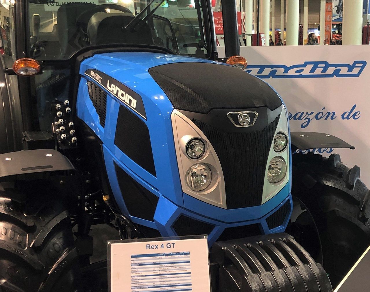 Landini 'narrows the gap between a tractor and a normal road vehicle'
