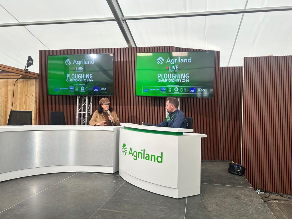 Anna Marie McHugh, NPA assistant managing director talking with Agriland's Charles O'Donnell at the National Ploughing Championships 2026