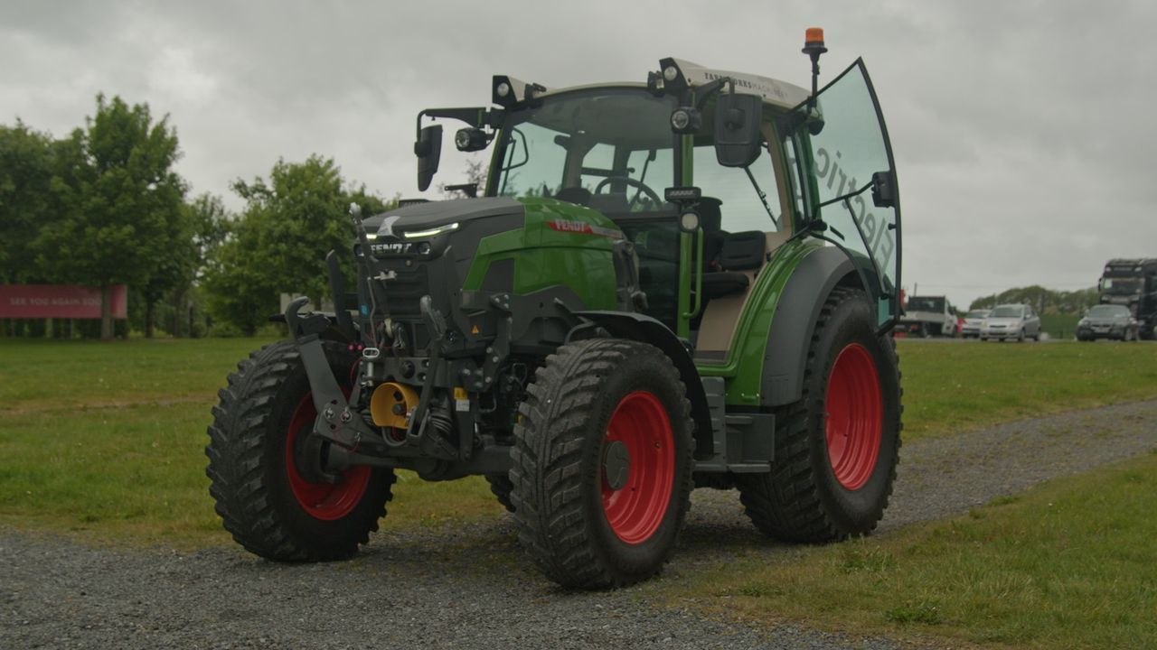 Watch: First look - electric Fendt tractor arrives in Ireland