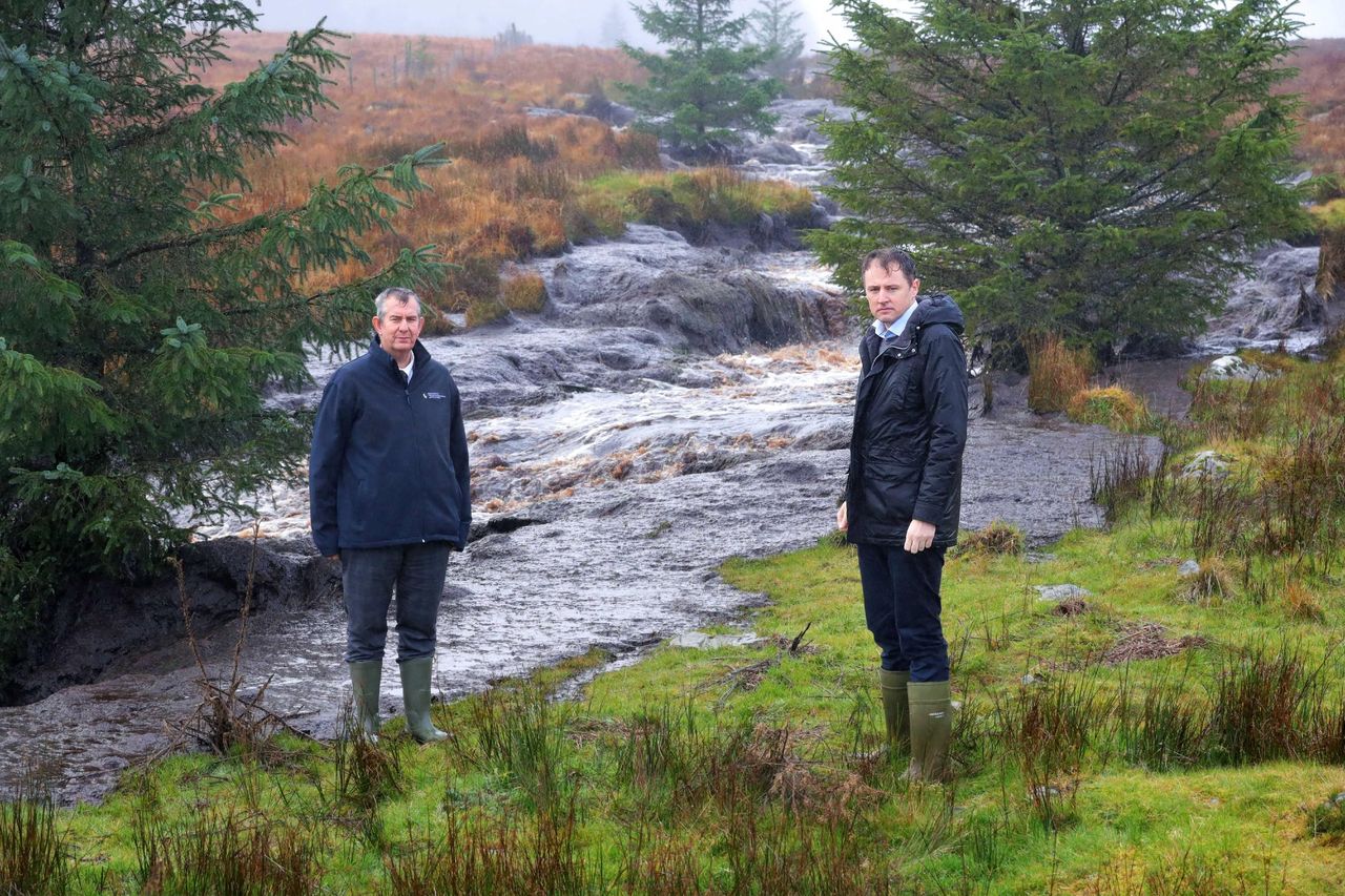Peat slide: Ministers 'shocked' at devastation as cross-border response group visits site