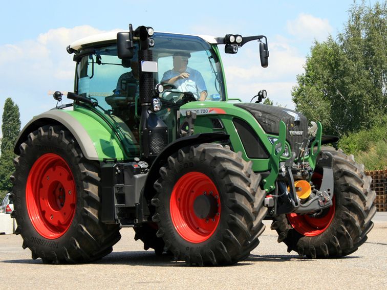 Should ABS braking be made compulsory on 40-60kph tractors?