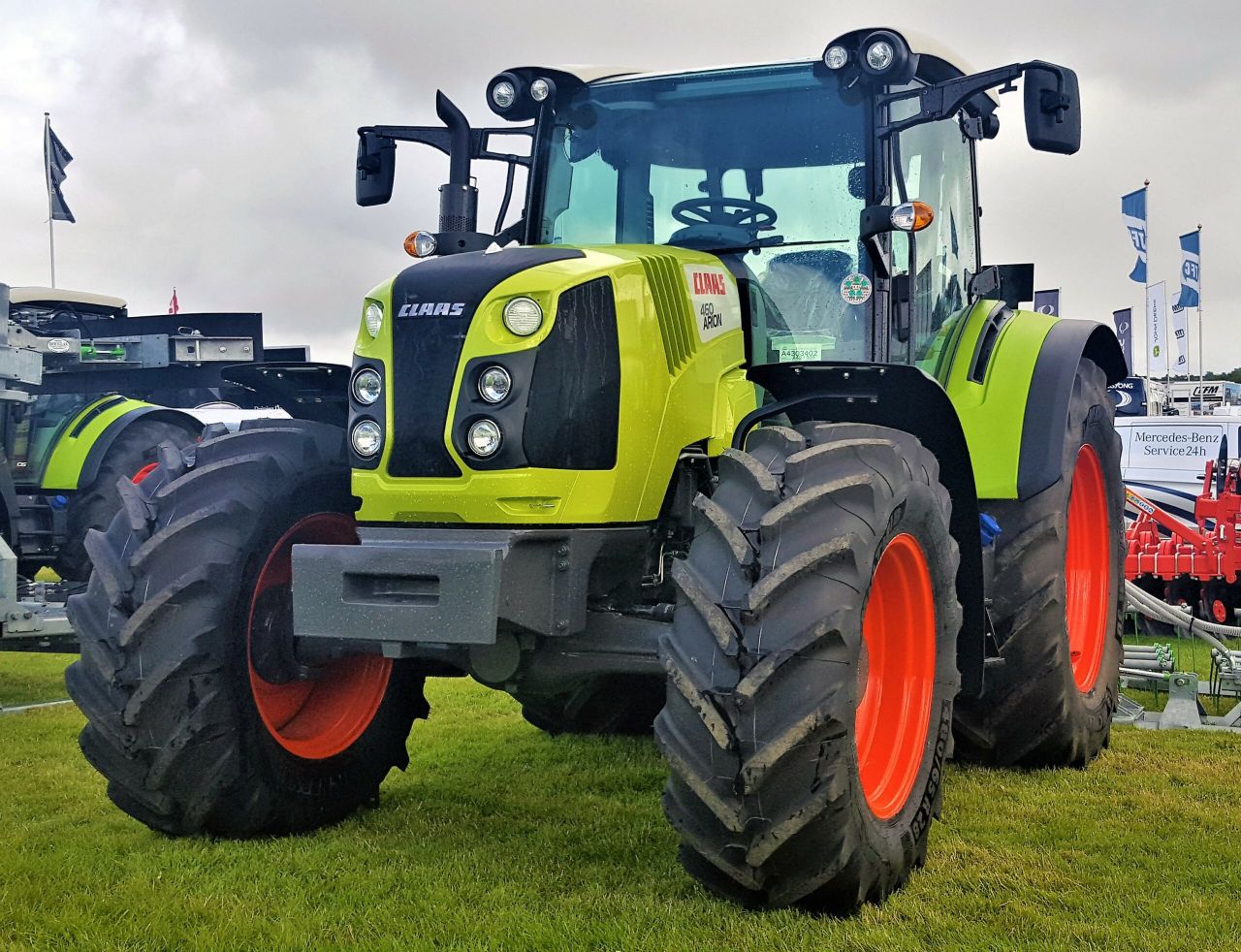 NI dealer wins 'Tractor Sales Performance Award', but which one?