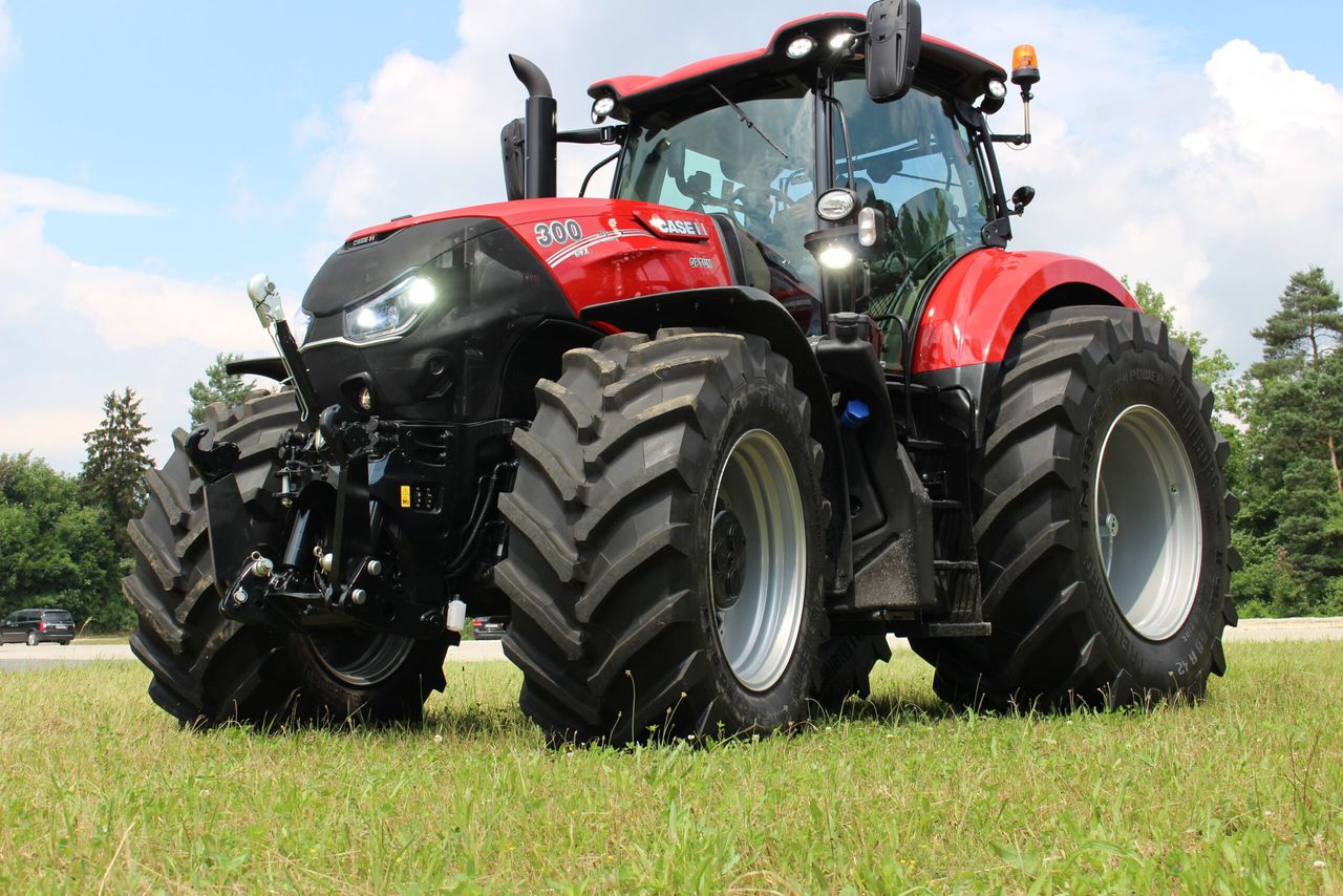 Video: 300 horsepower Case crowned international 'Tractor of the Year 2017'