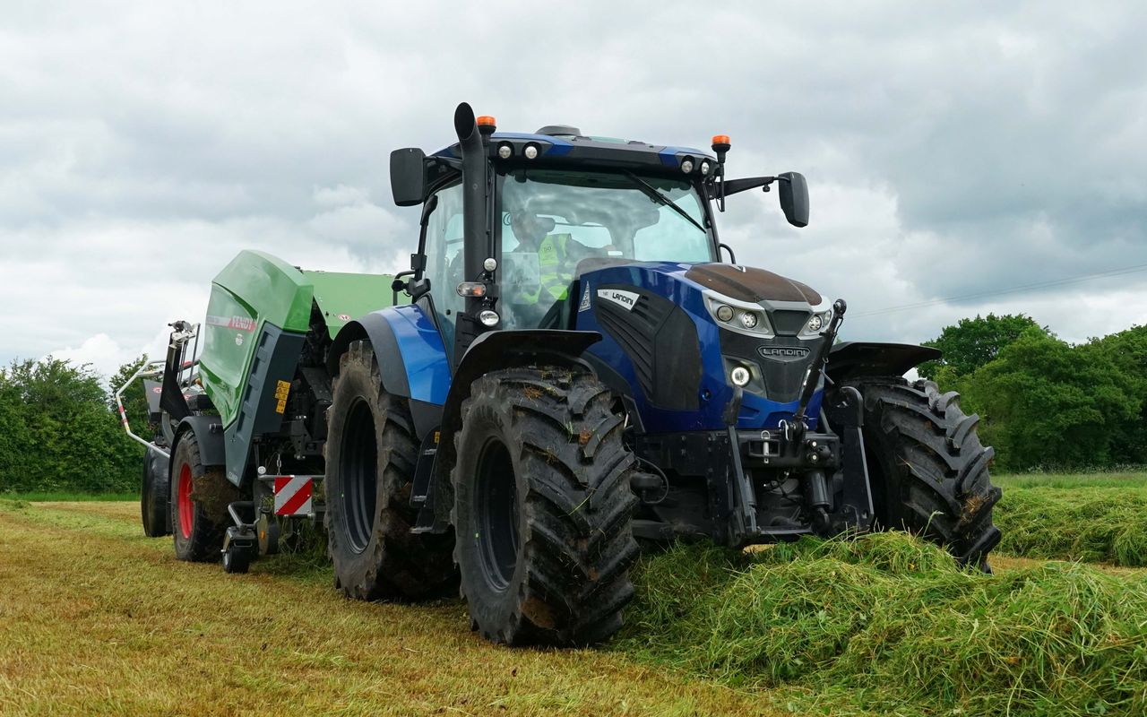 Busy day at W.J. Carroll proves value of local dealer