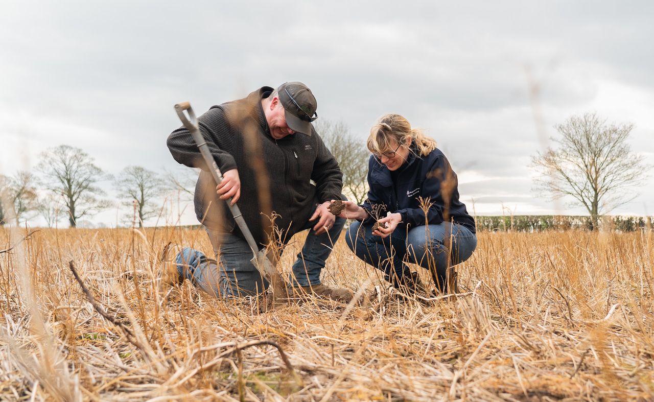 Two companies sign European organic fertiliser agreement