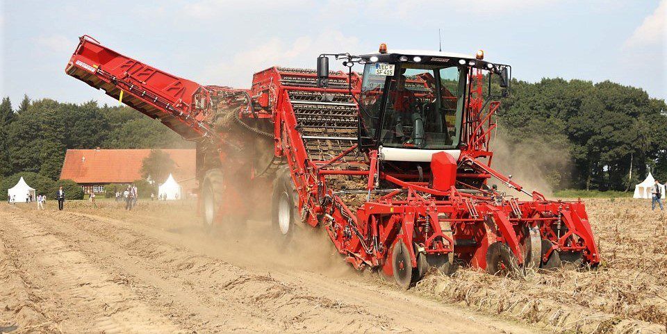 530hp, 4-row giant: Grimme wheels out its biggest potato harvester yet