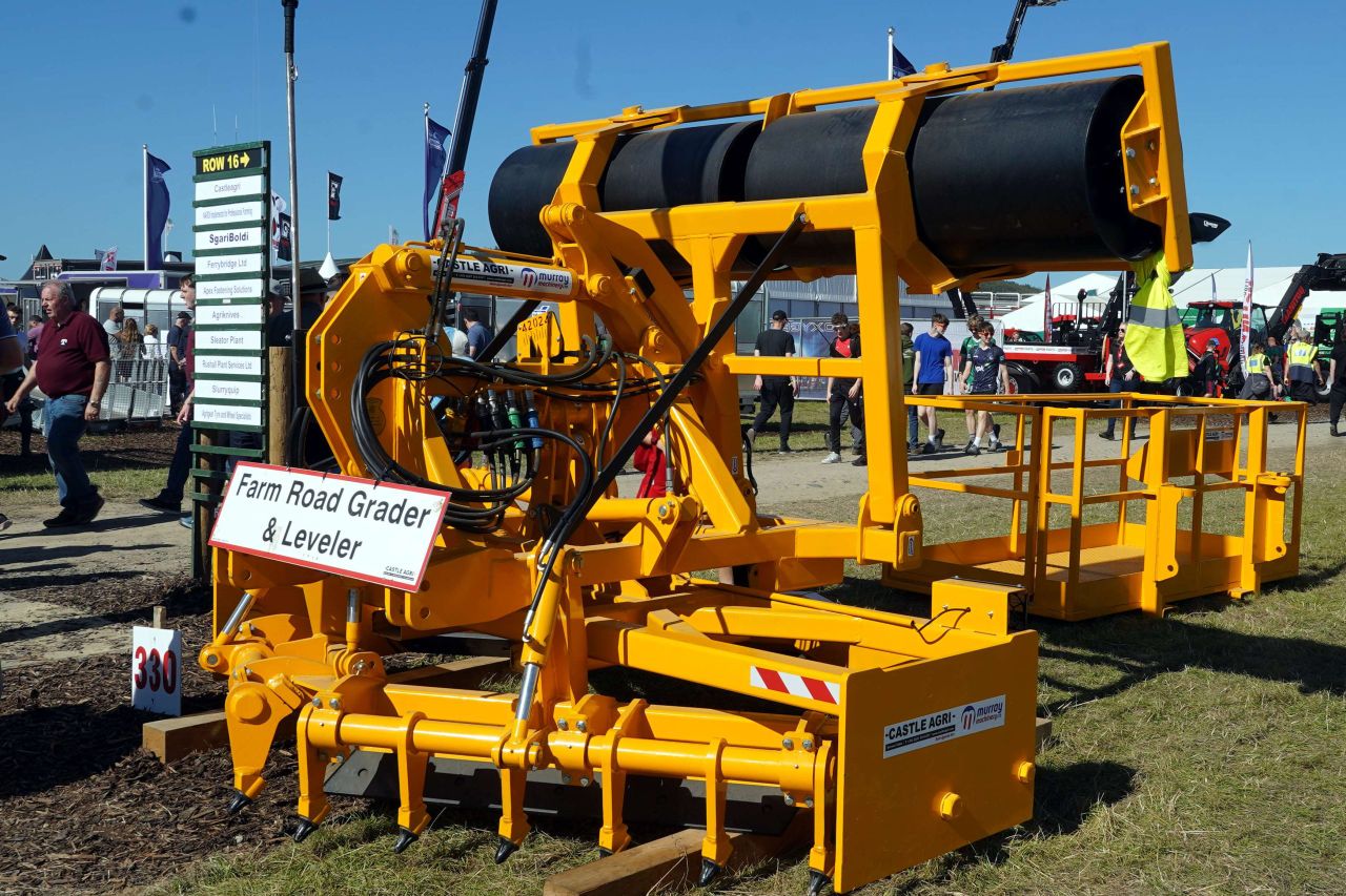 Roadway repair made simple by Murray Machinery